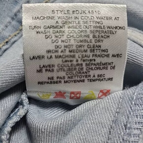 Vintage Parisian Women's Jean Jacket Size S Graphic Patched W/ Cut Off Sleeves. - Picture 7 of 8